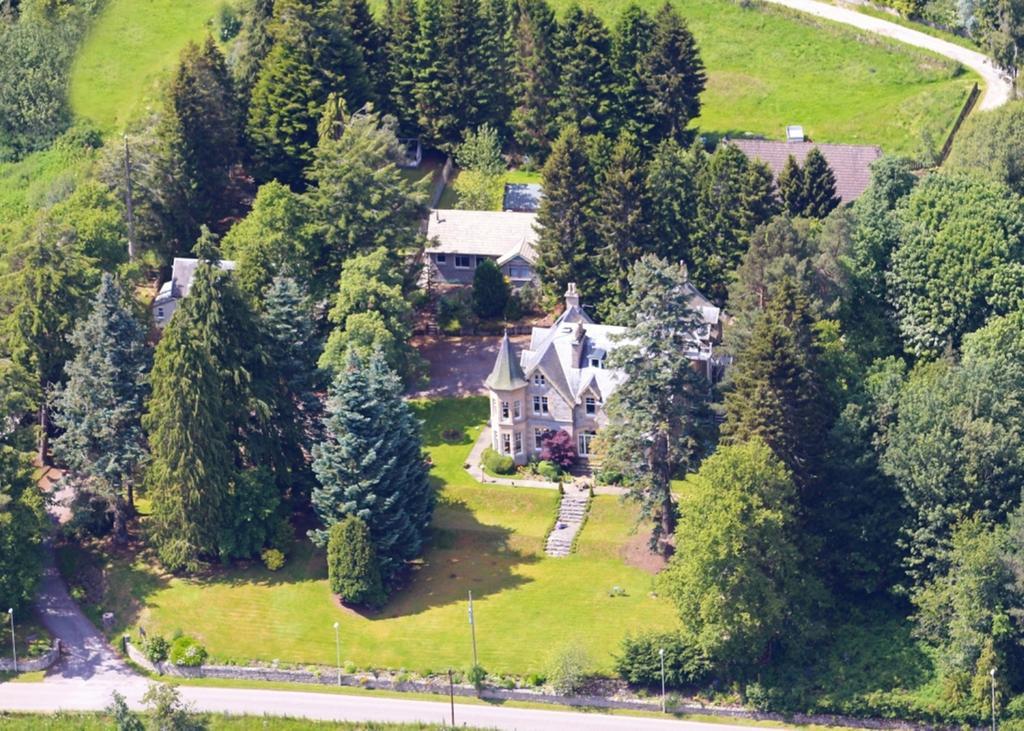 Tigh Na Sgiath Country House Hotel Grantown-on-Spey Esterno foto